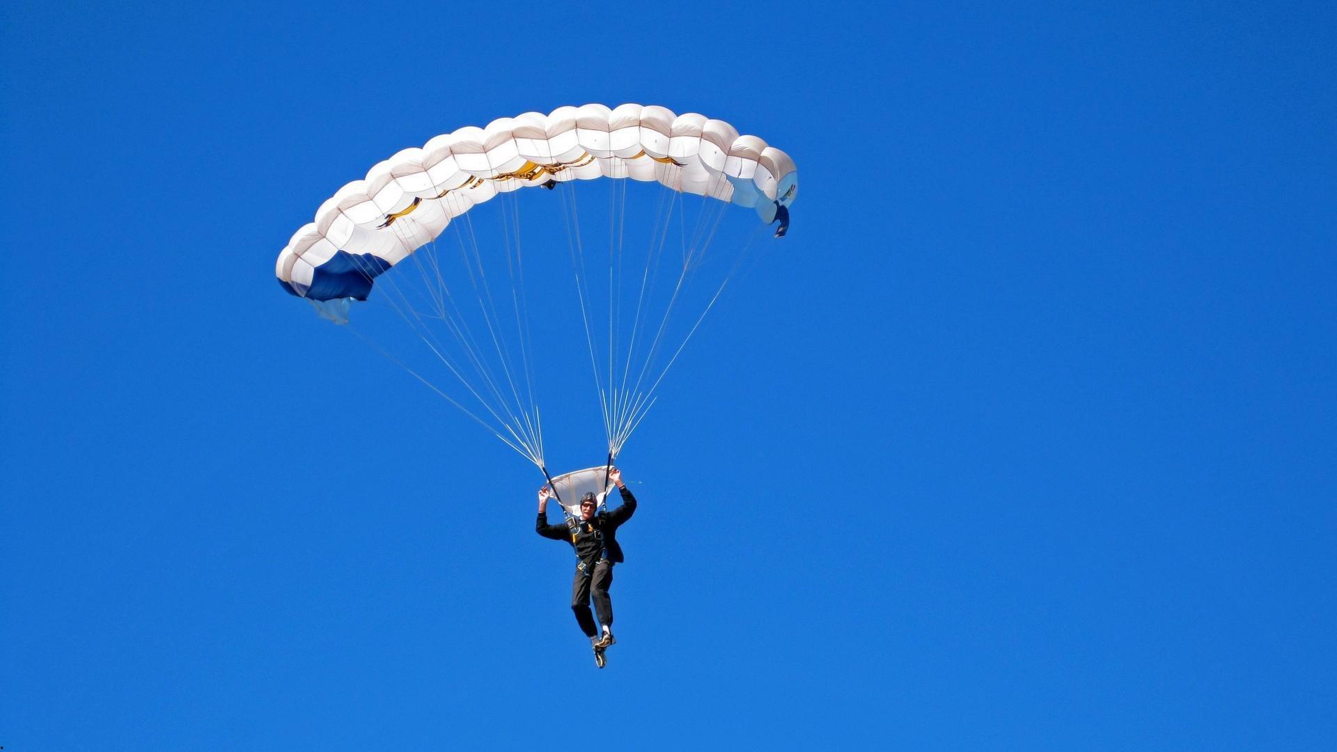 体育科技革新竞技场，智能装备与数据分析重塑运动员未来